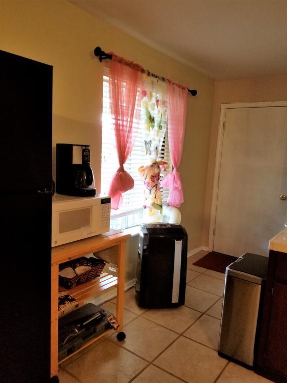 Charming Downstairs Unit Oakhurst Exterior foto